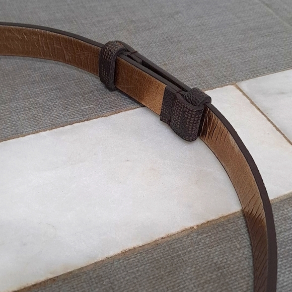 Micheal Kors brown, tan and gold sz XL adjustable belt. - Picture 4 of 4